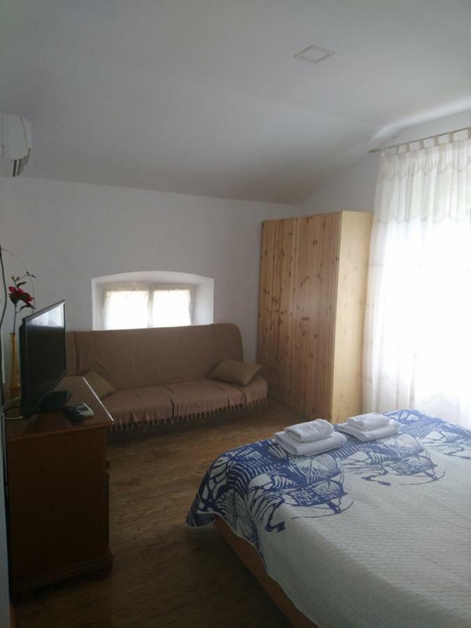 Apartment Dalmatinac Ivo Polače Eksteriør billede