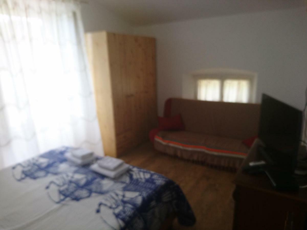 Apartment Dalmatinac Ivo Polače Eksteriør billede